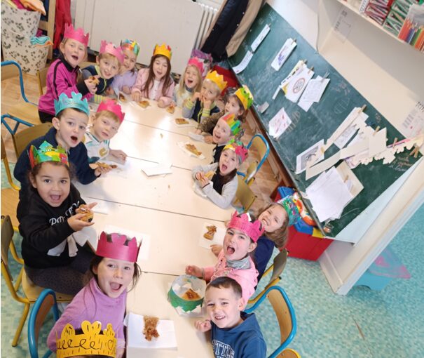 La galette des rois chez les maternelles